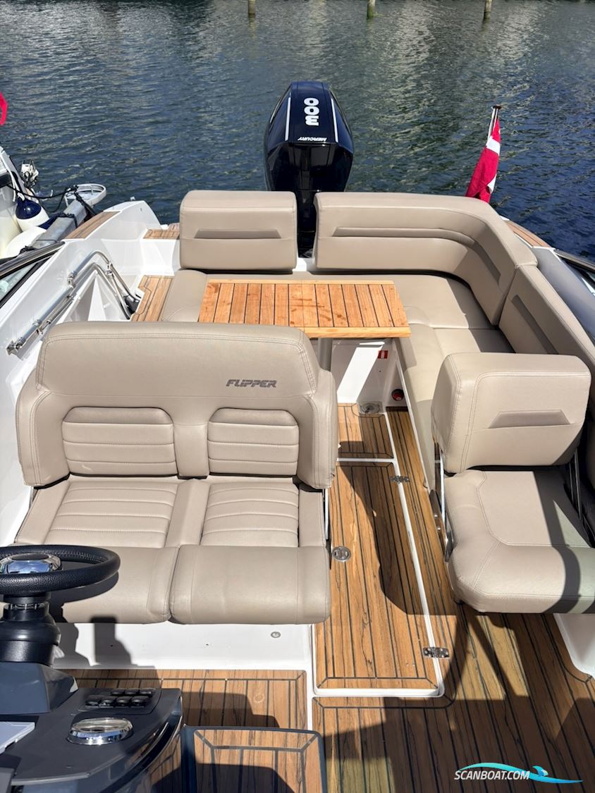 Flipper 700 DC