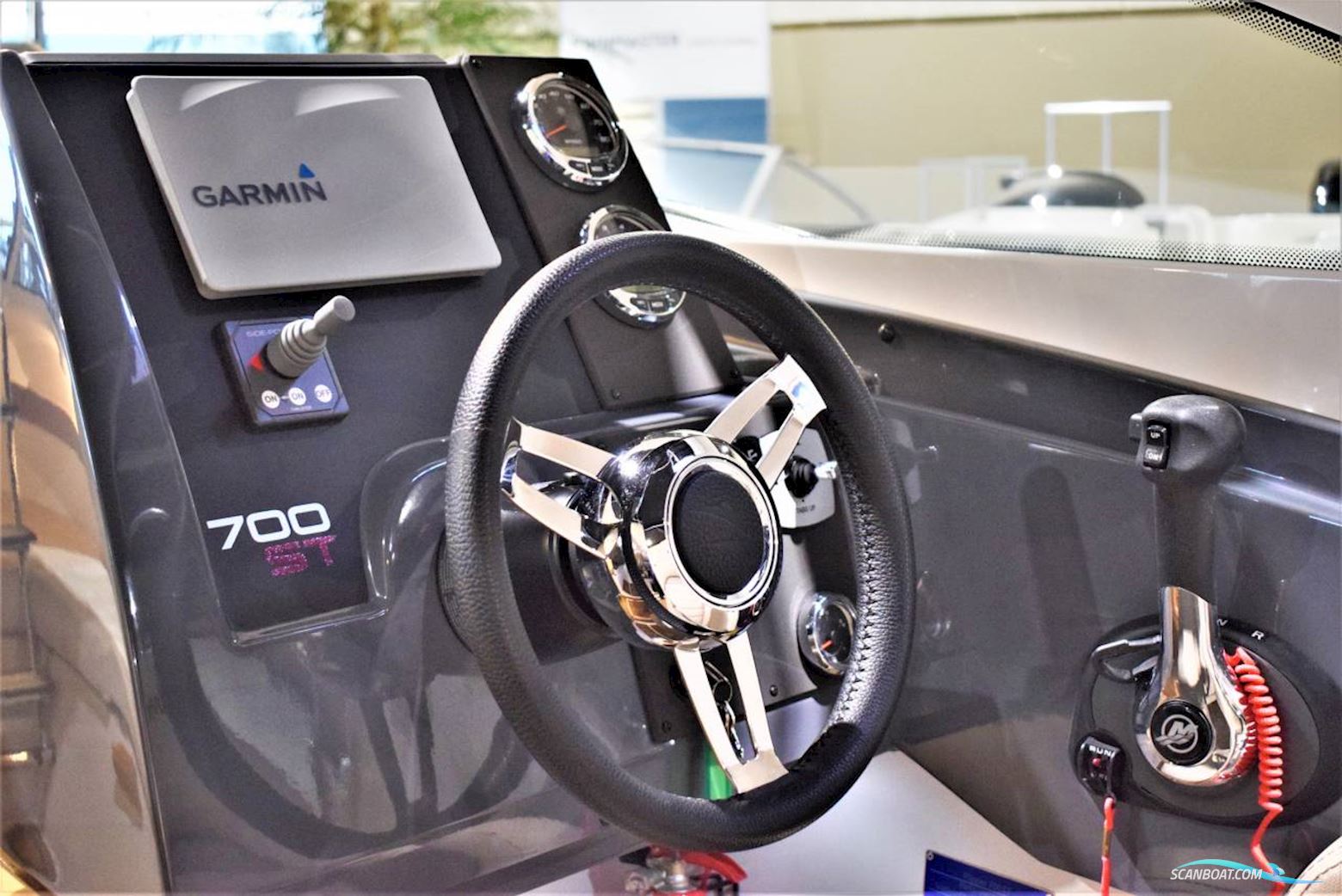 Flipper 700ST m/Yamaha F225 V6 og udstyr