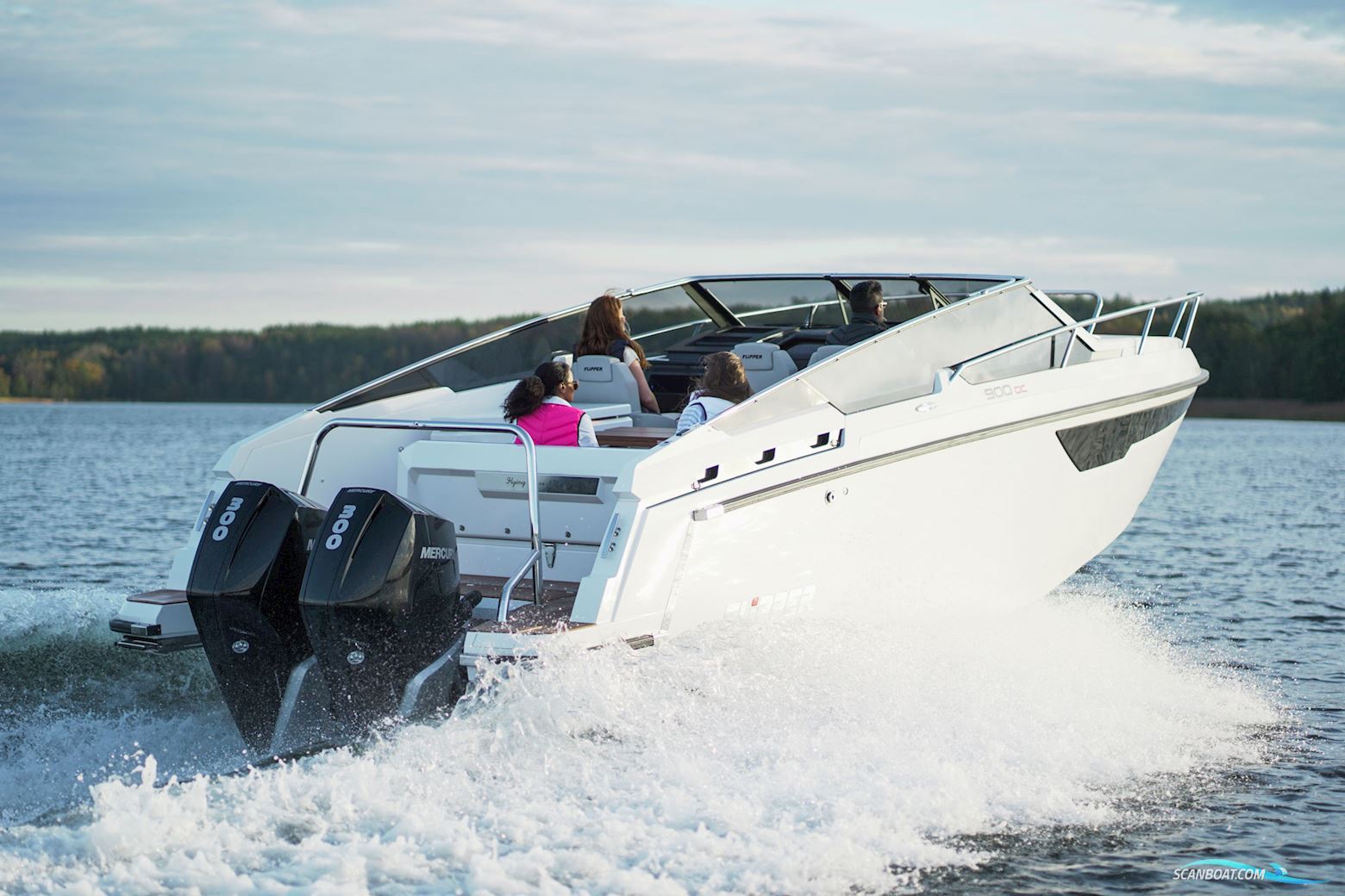 Flipper 900 DC med Mercury 2x200 hk 4-takt NY