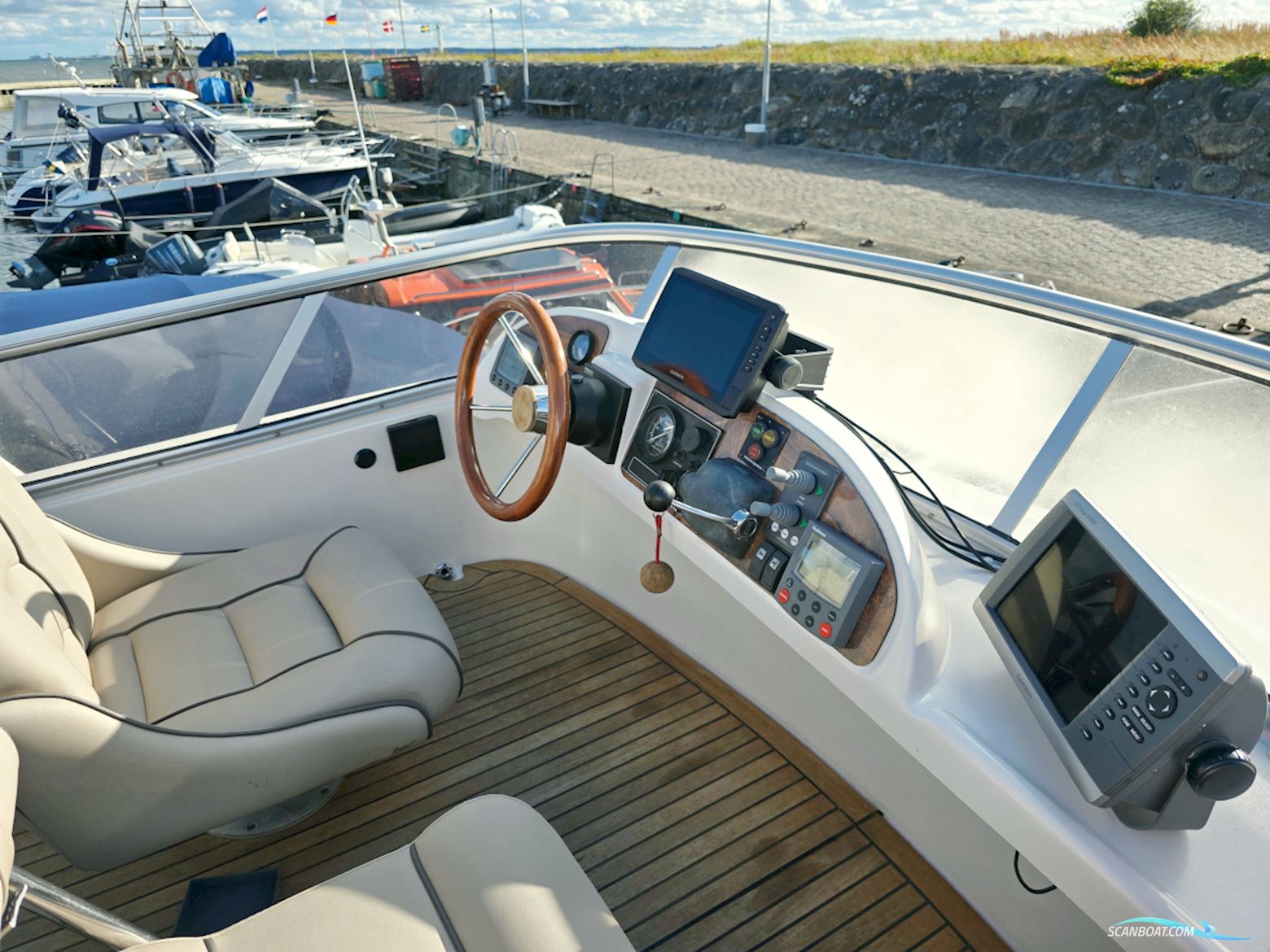 Forbina 10000 Volvo Penta Kad 300 Edc