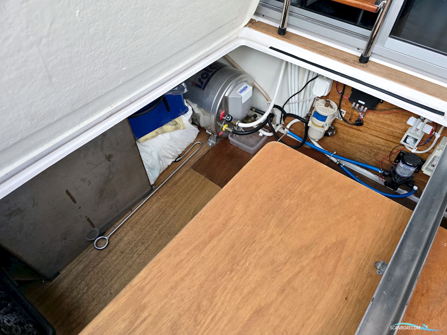 Forbina 10000 Volvo Penta Kad 300 Edc