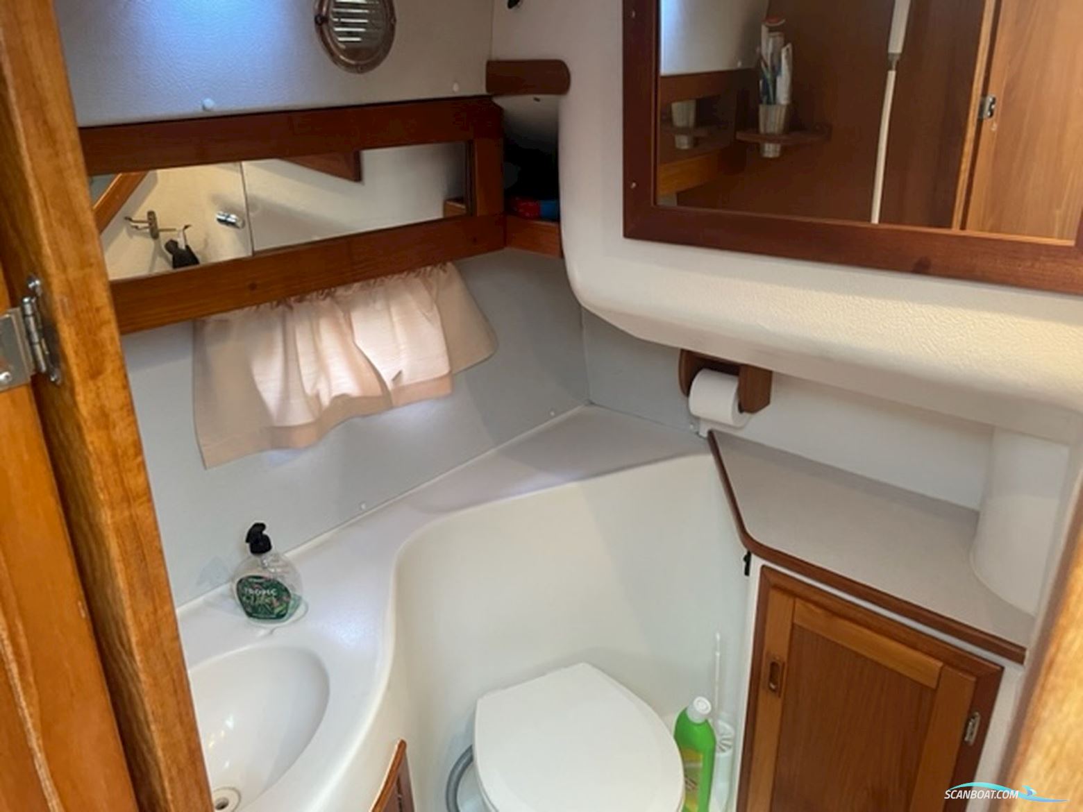 Forbina 11000 Flybridge Svenskbyggd kvalitetsbåt i toppskick