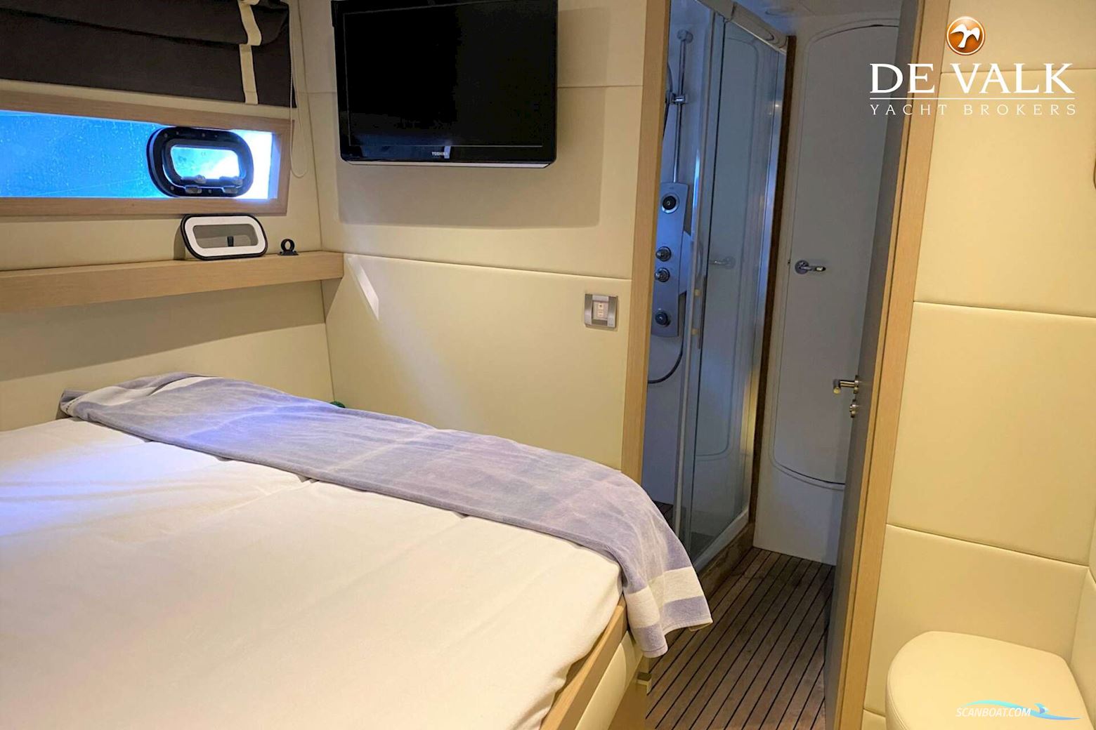 Fountaine Pajot Queensland 55