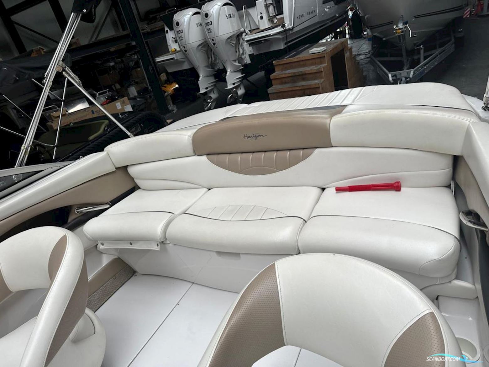 Four Winns  200 Horizon Bowrider