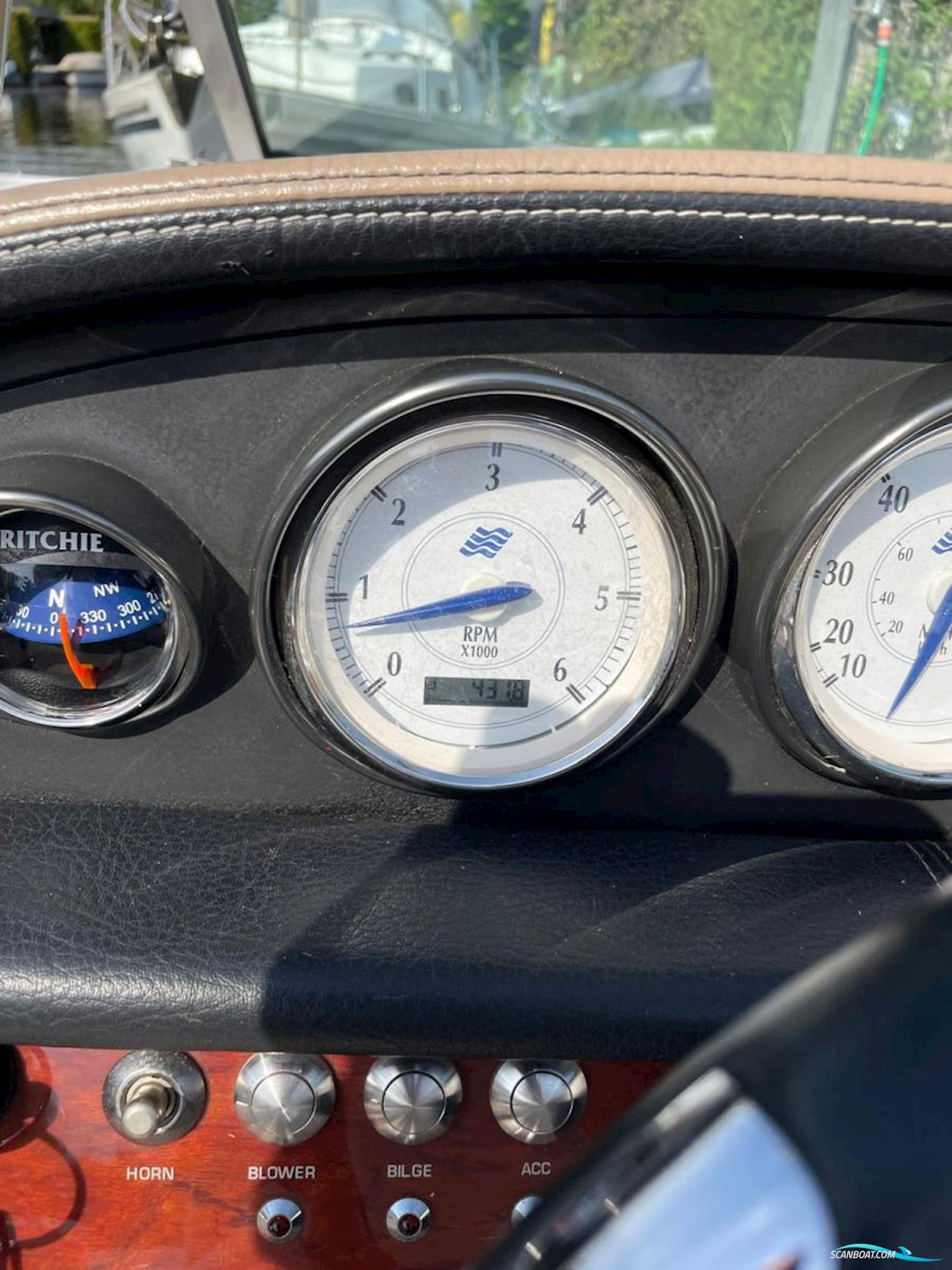 Four Winns  H 240 Bowrider