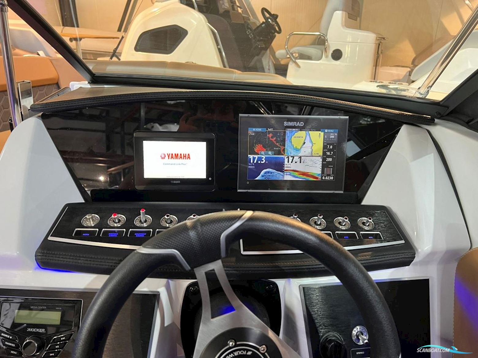 Four Winns  H2 BOWRIDER NEW DEMO