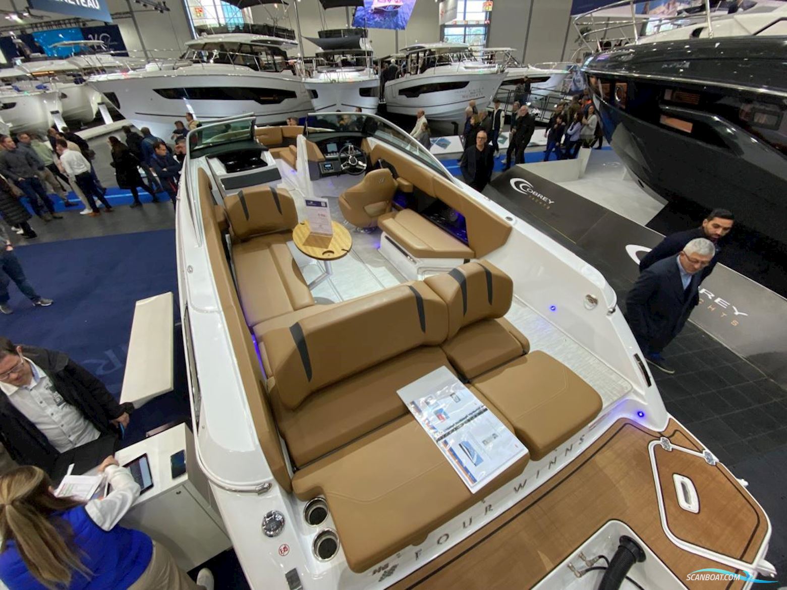 Four Winns  H6 Outboard bowrider