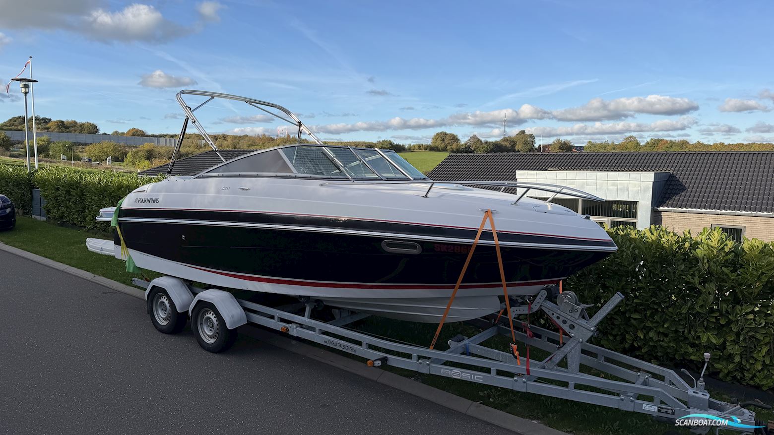 Four Winns 215 sundowner