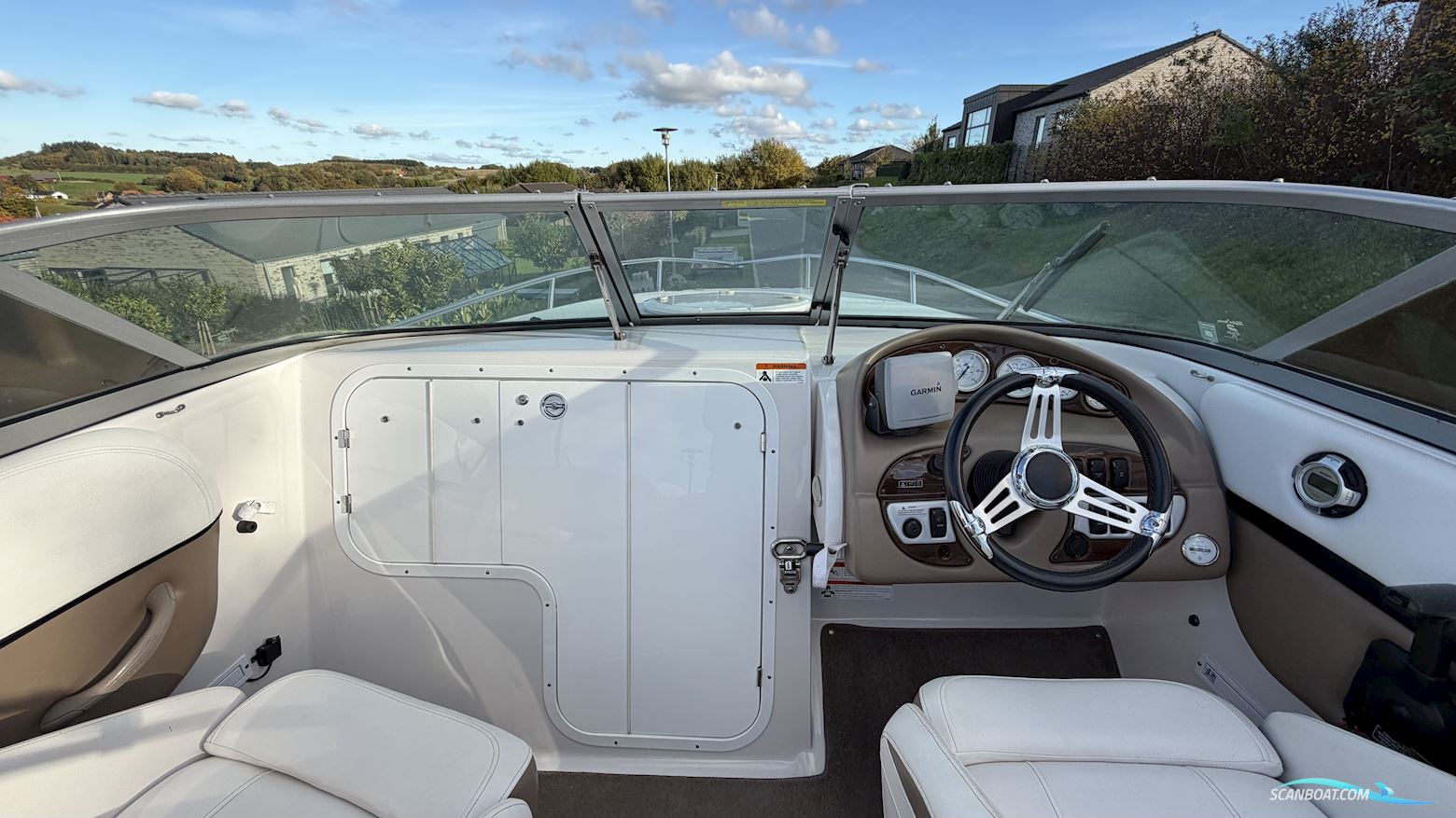 Four Winns 215 sundowner