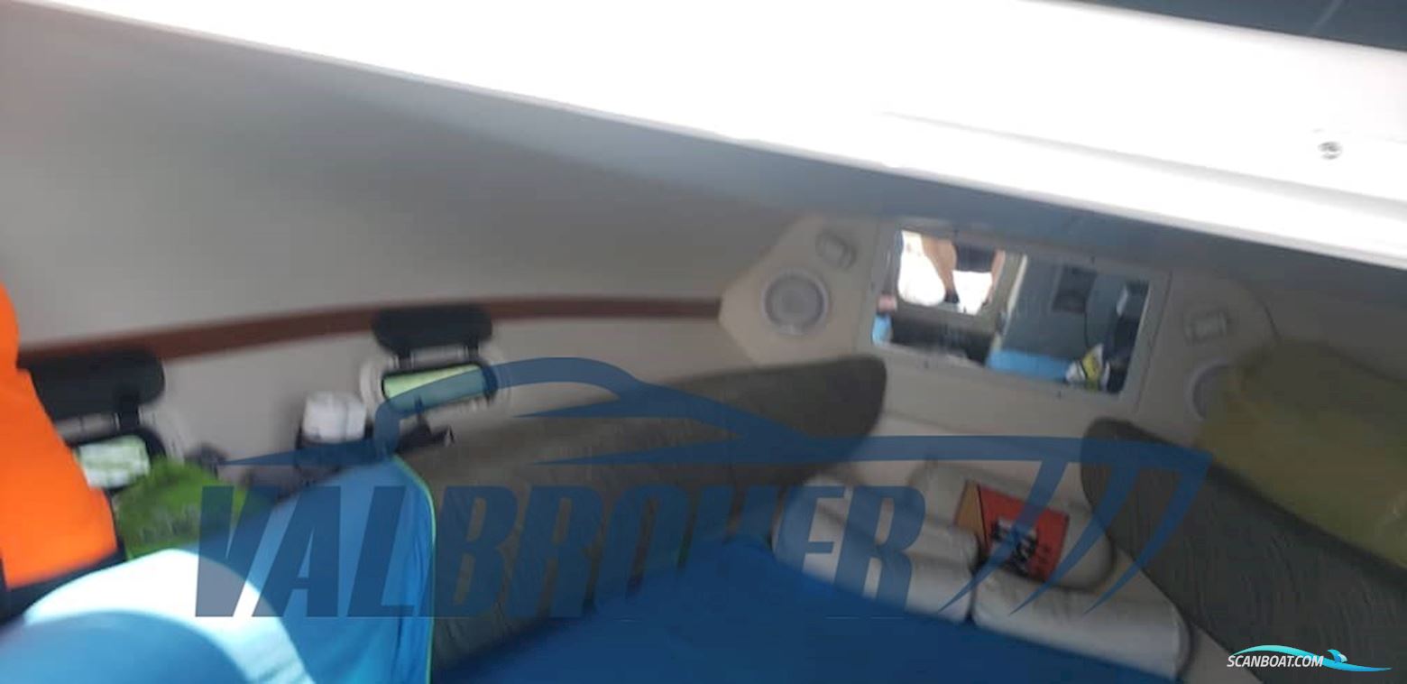 Four Winns 245 Sundowner