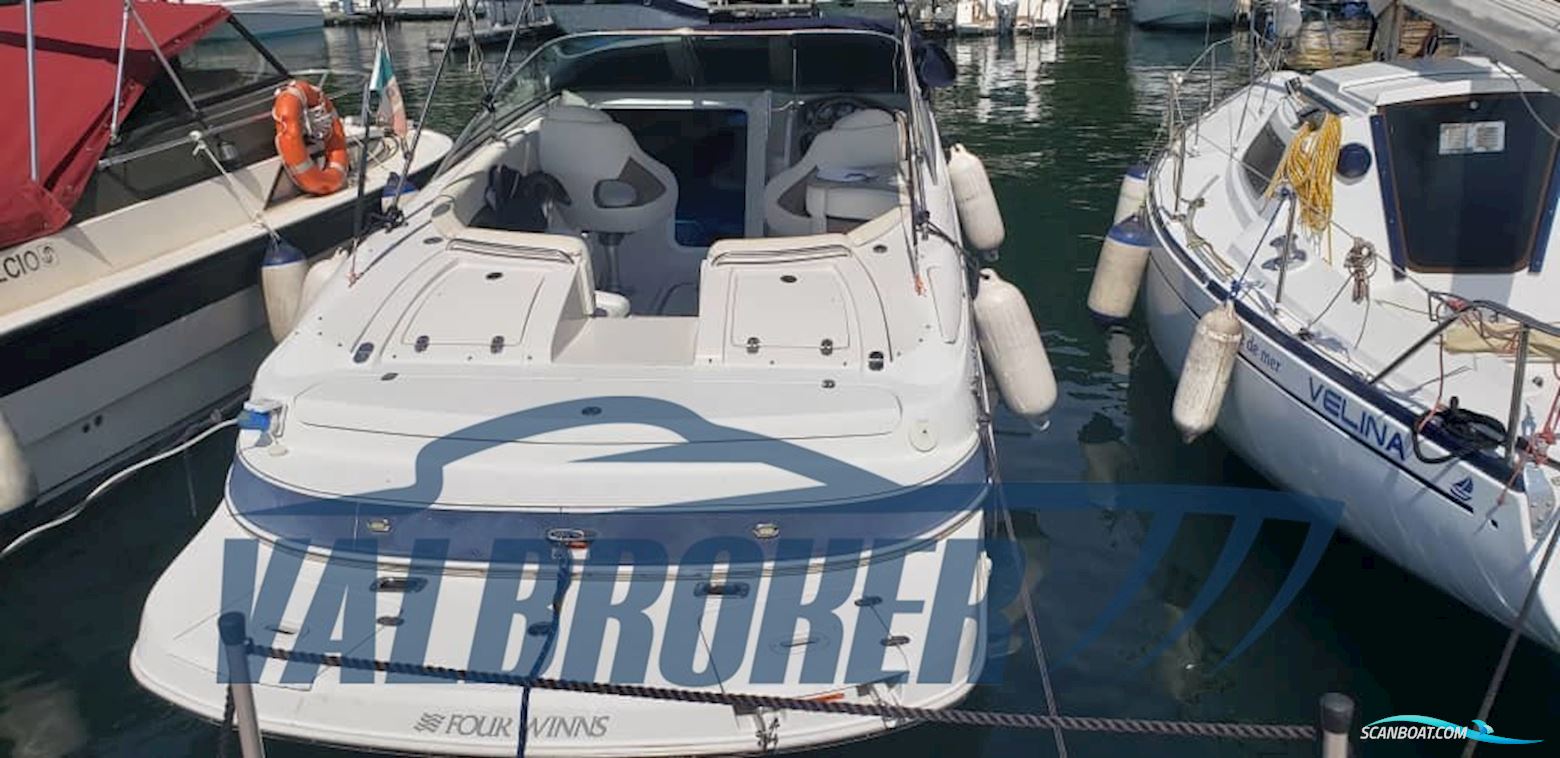 Four Winns 245 Sundowner