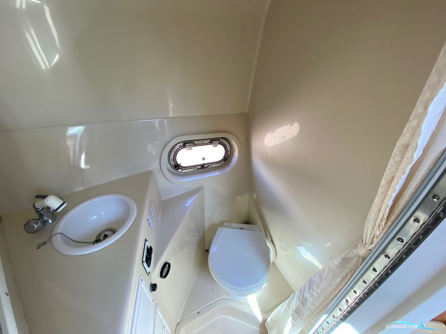 Four Winns 248 Vista Diesel