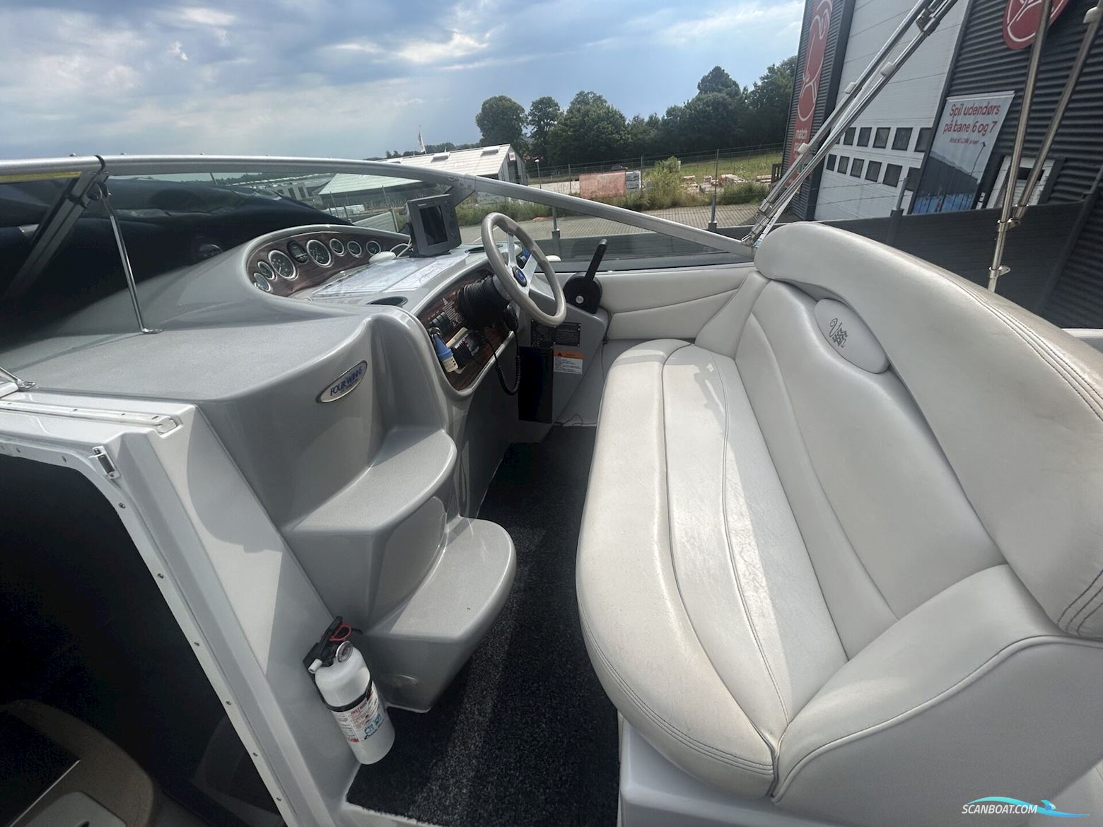 Four Winns 248 Vista – Solgt