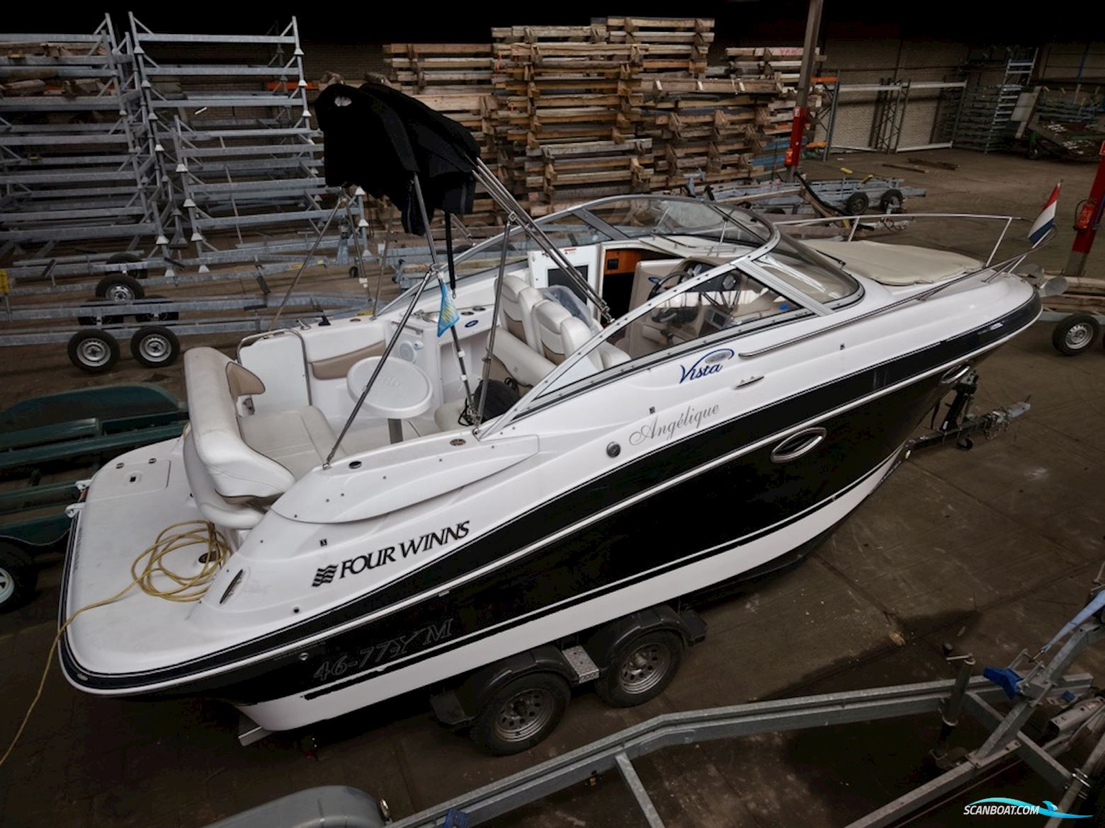 Four Winns 258 Vista