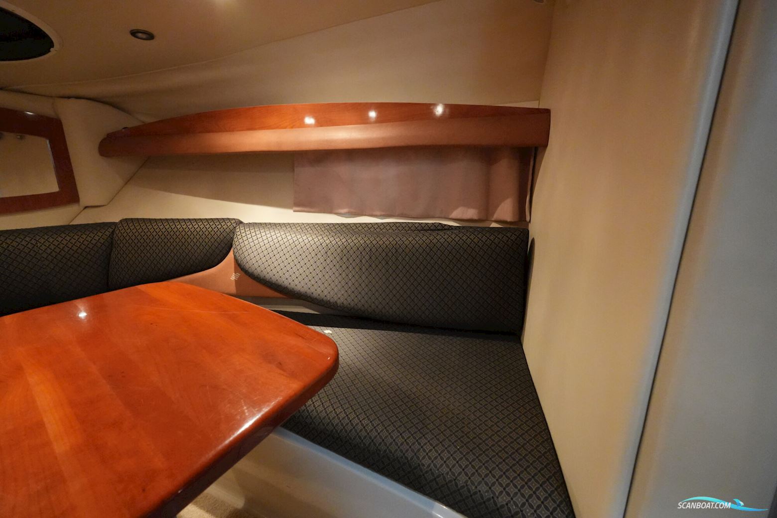 Four Winns 258 Vista