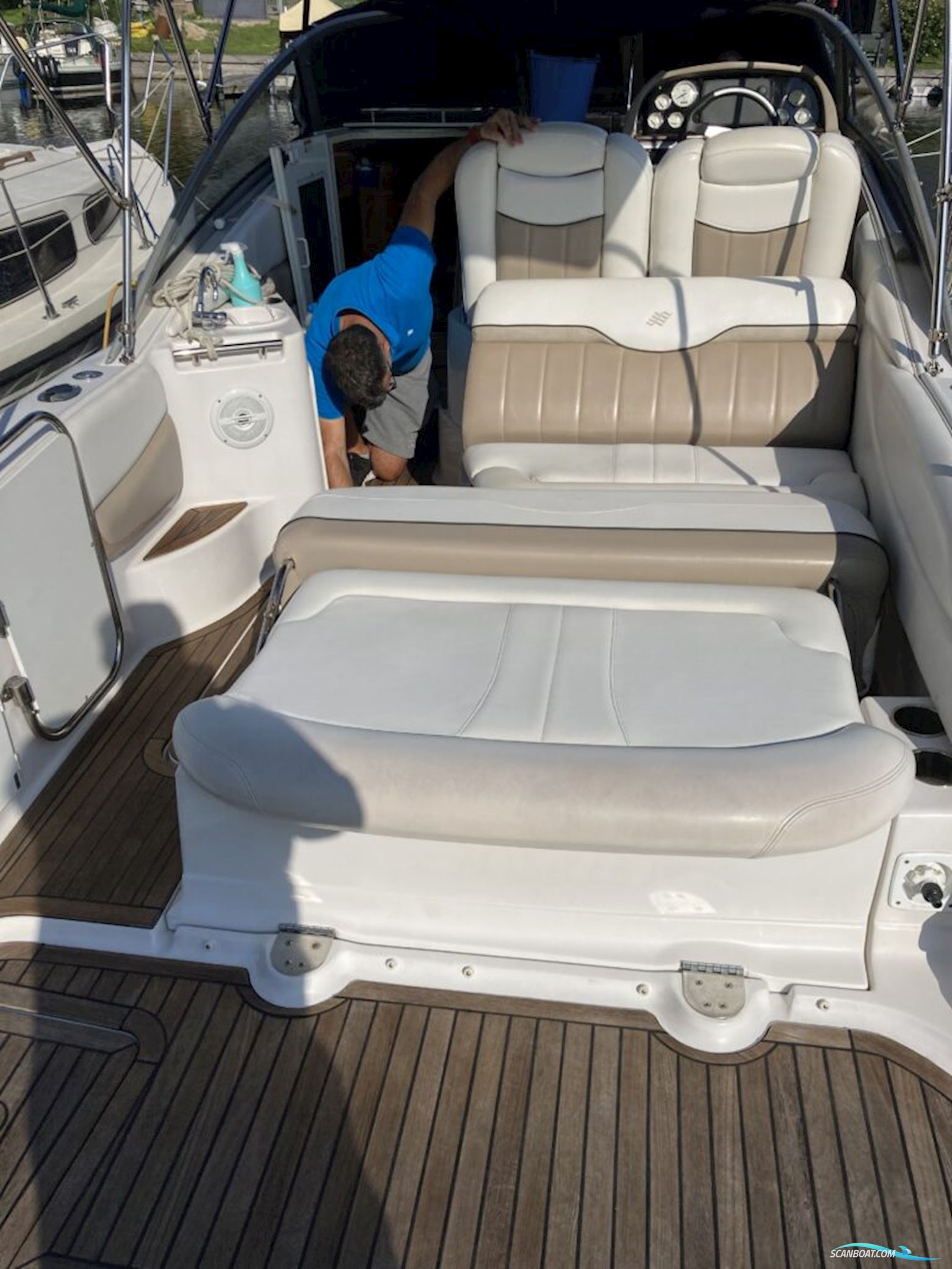 Four Winns 258 Vista