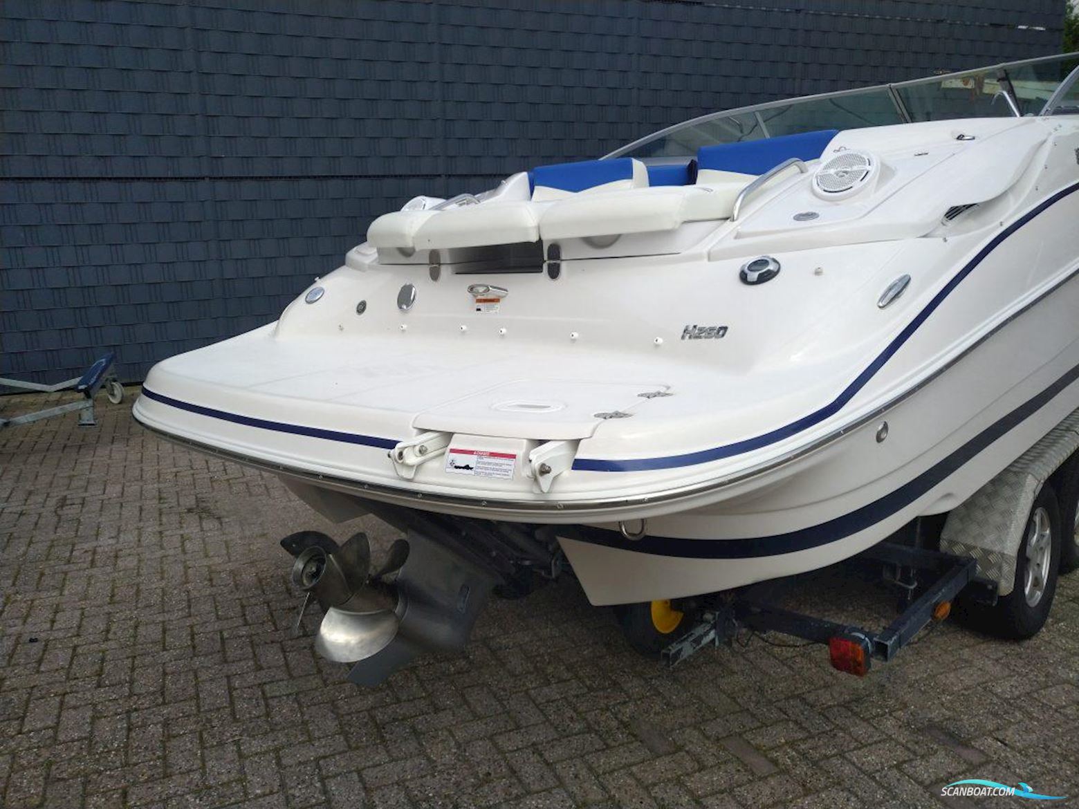 Four Winns 260 Horizon