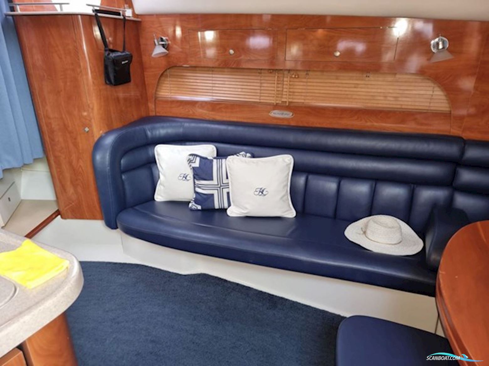 Four Winns 378 Vista – Ralph Lauren Limited Edition