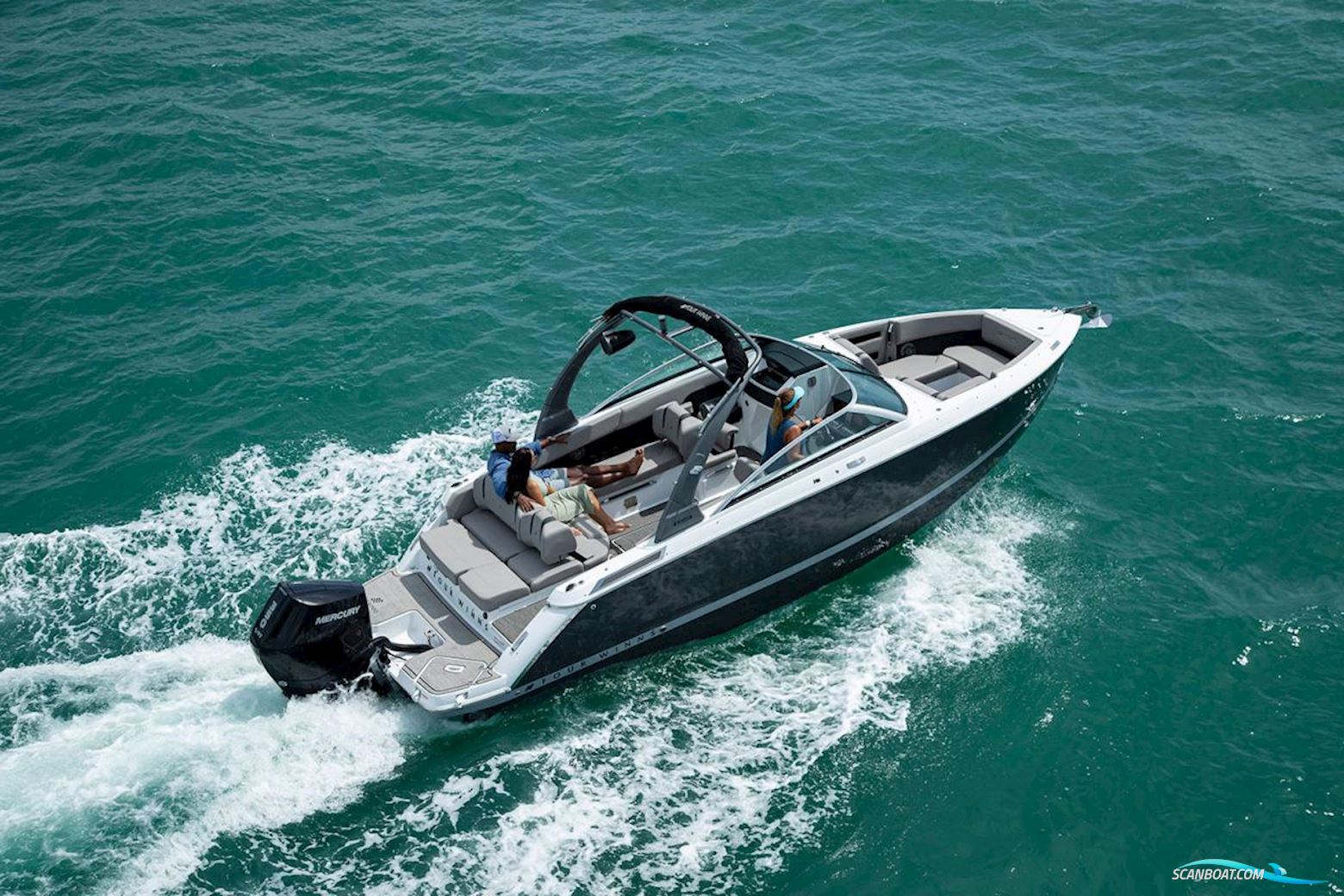Four Winns H6 Outboard Bowrider