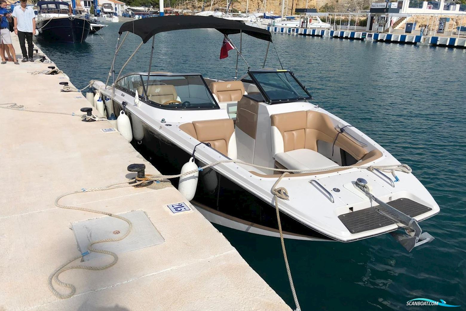 Four Winns SL262