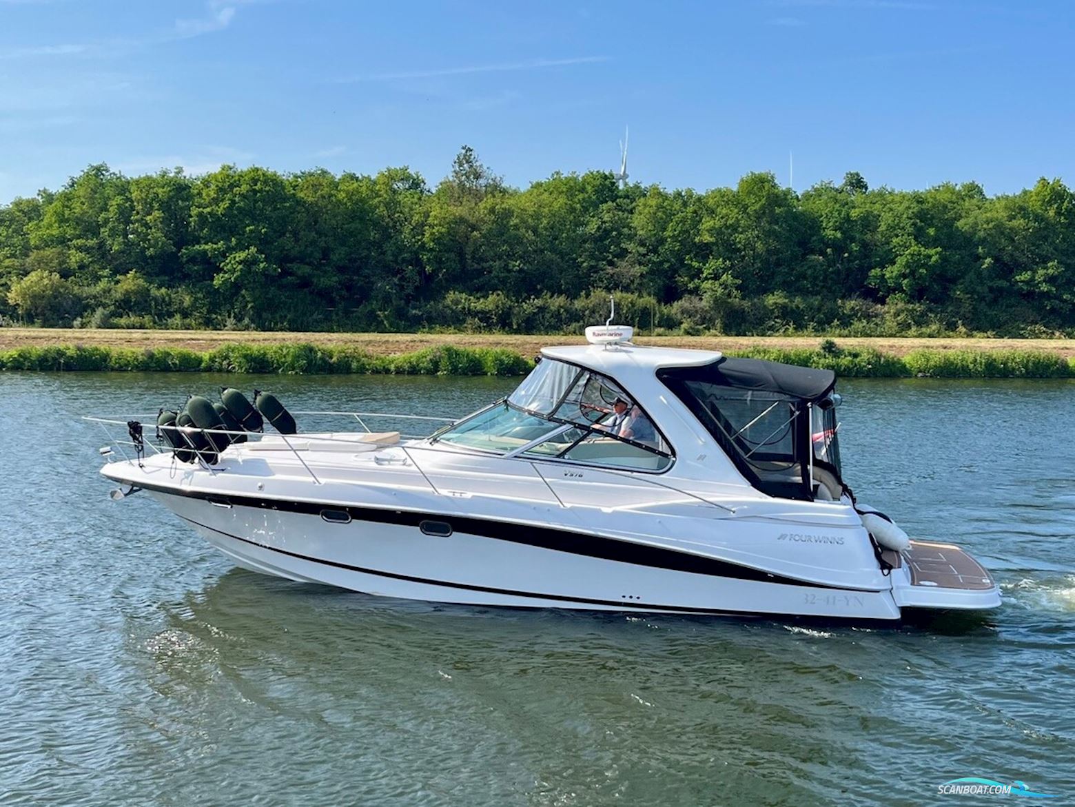 Four Winns V378 (Vista)