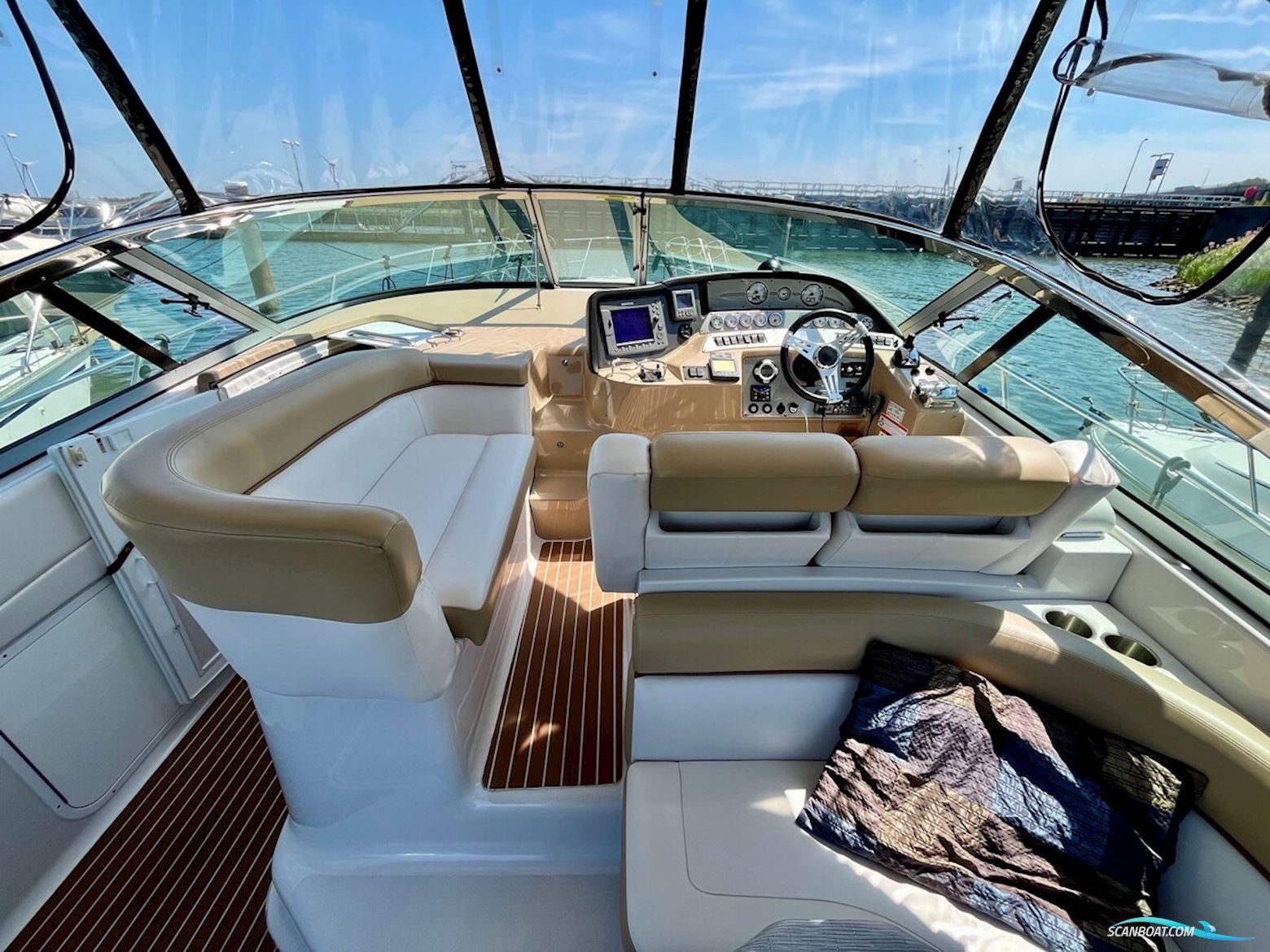 Four Winns V378 (Vista)