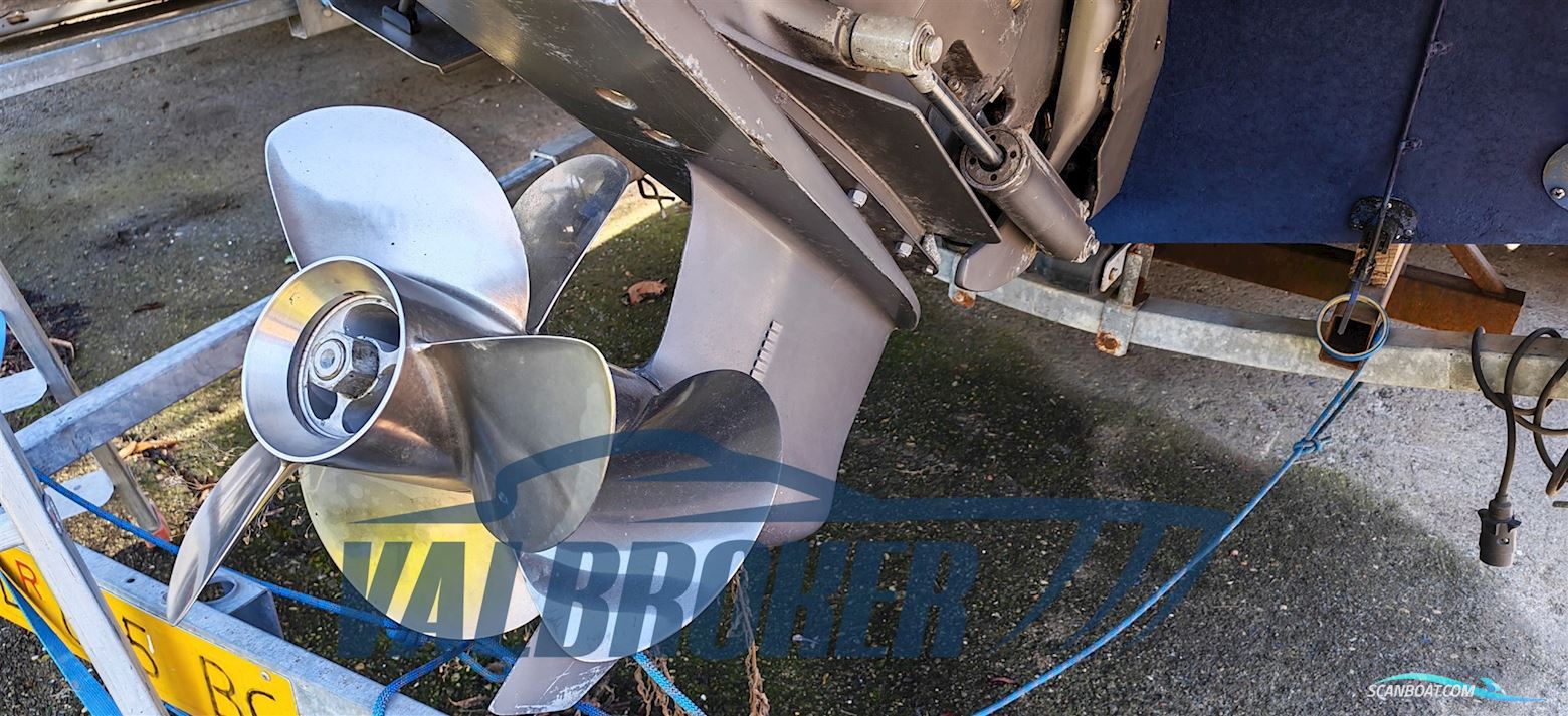 Four Winns Vista 248