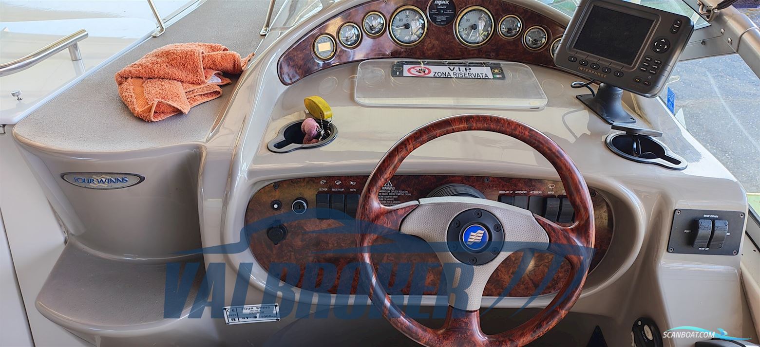 Four Winns Vista 248