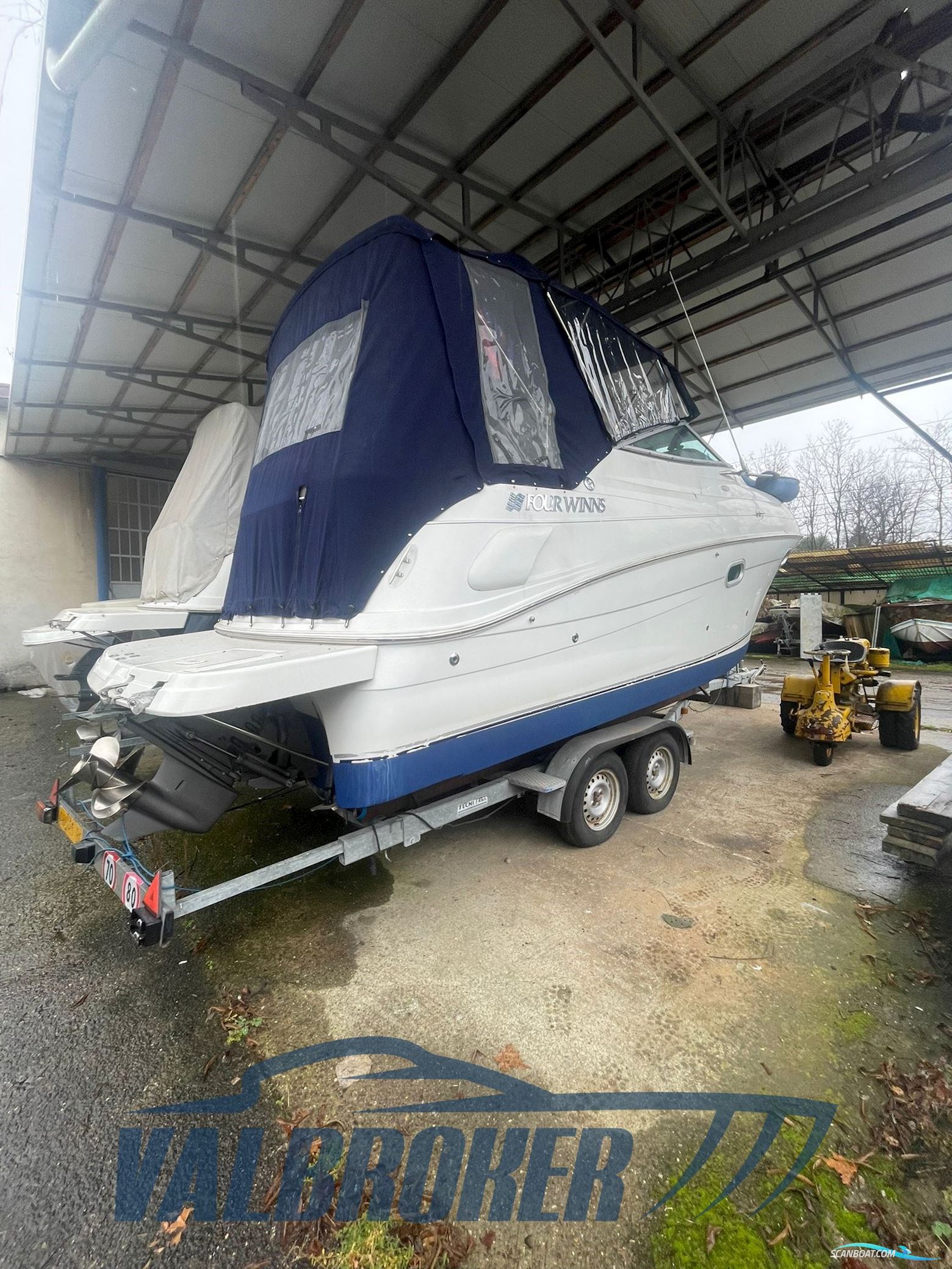 Four Winns Vista 248