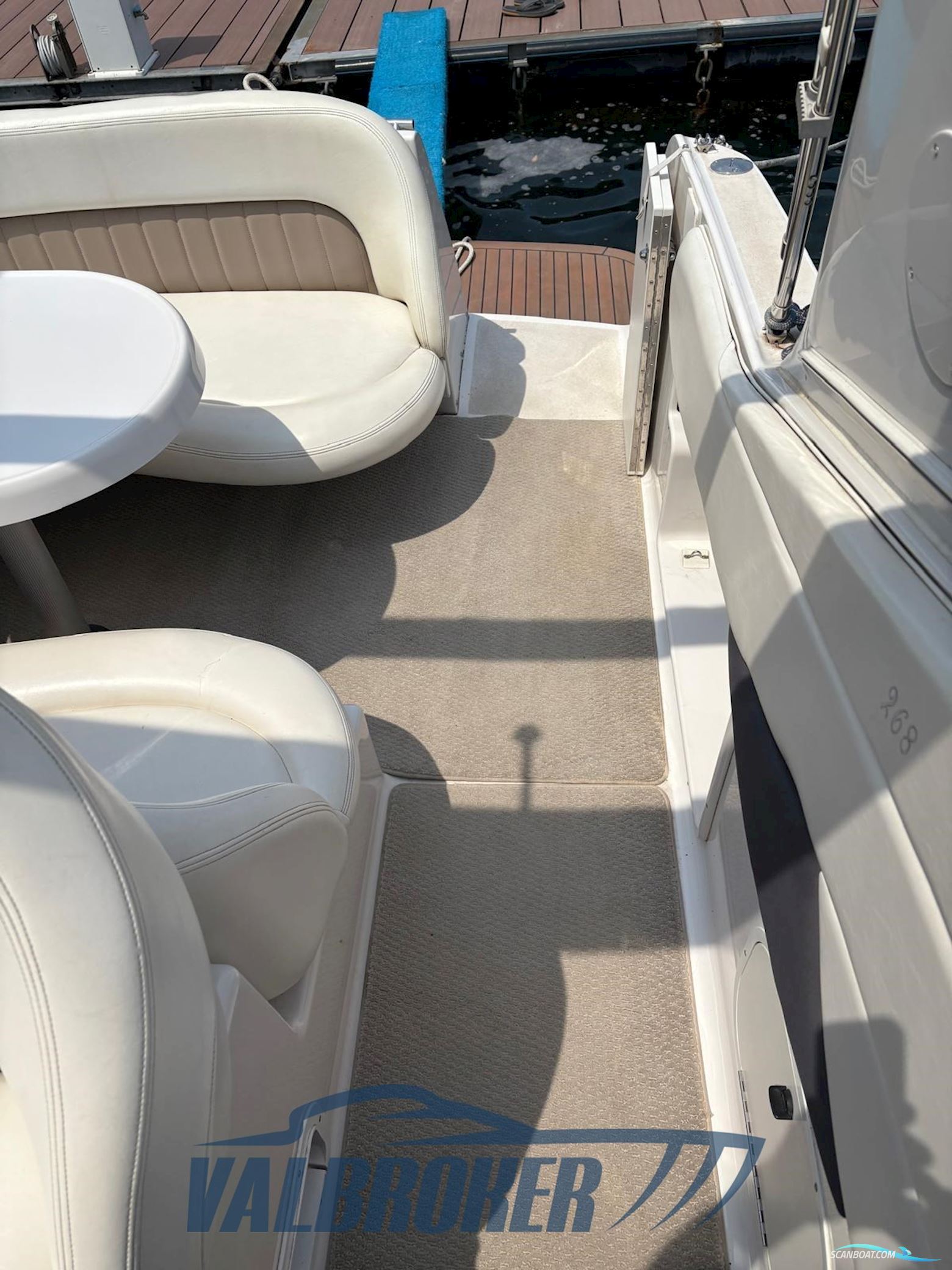 Four Winns Vista 268