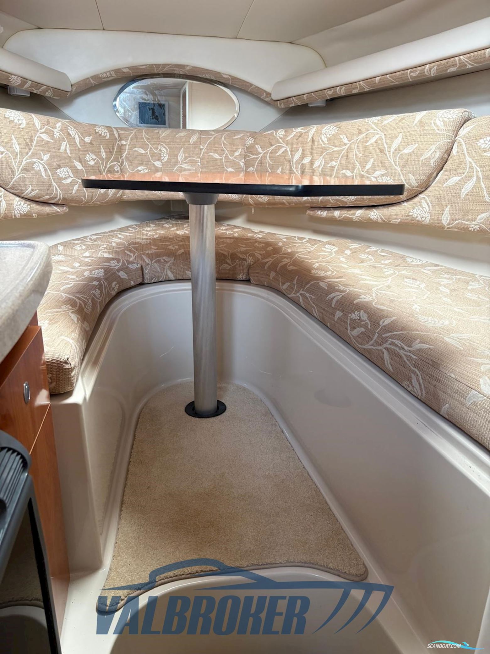 Four Winns Vista 268