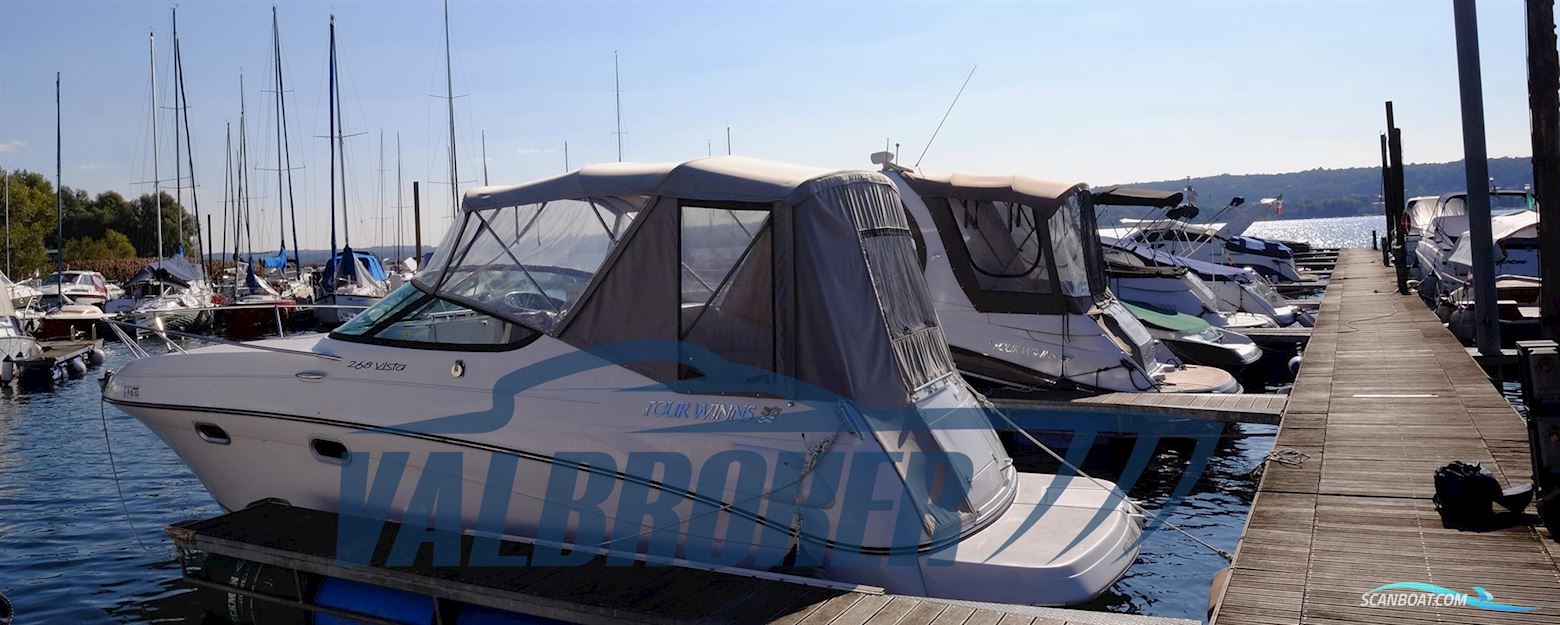 Four Winns Vista 268 Motorbåt 2000, med Volvo Penta Gsi 5.7 motor, Italien