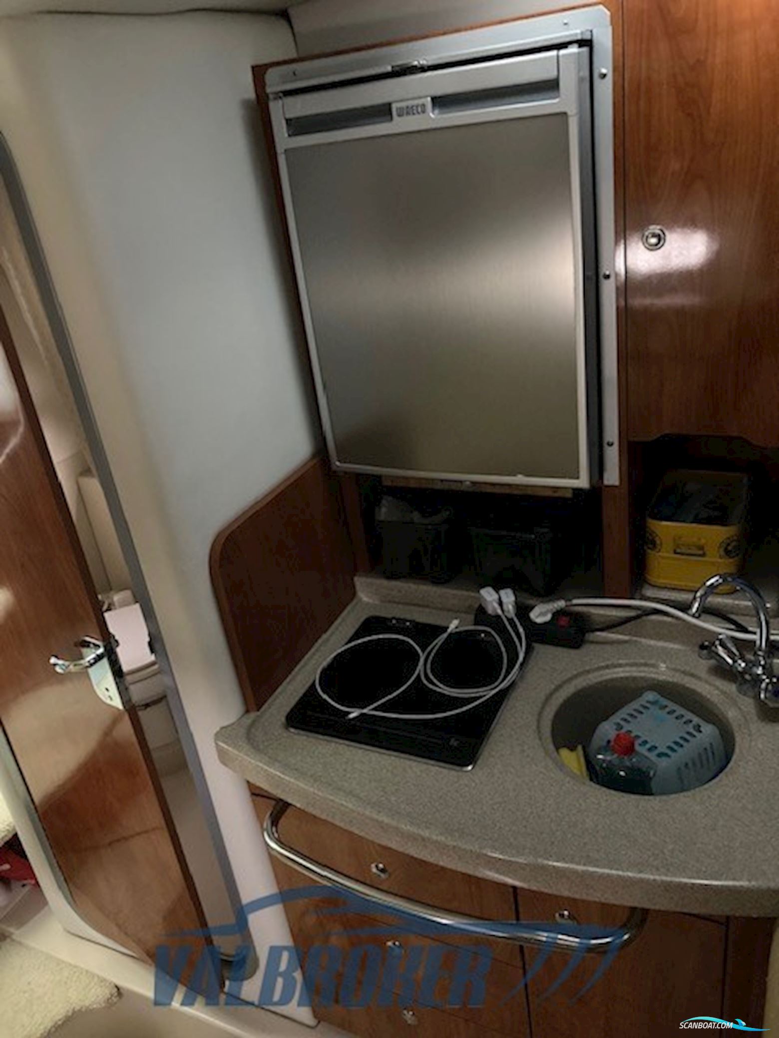 Four Winns Vista 288