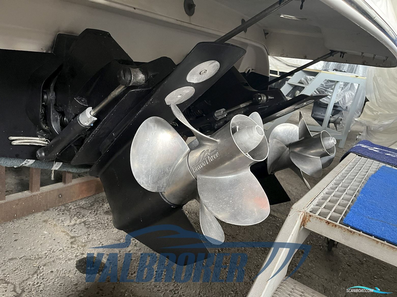 Four Winns Vista 288