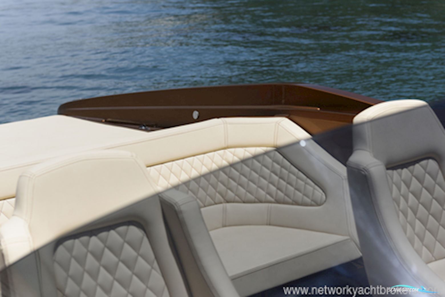 Frauscher 858  Fantom