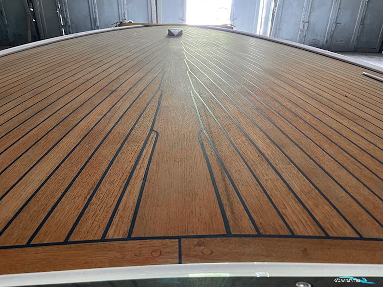 Frauscher Fantom 858