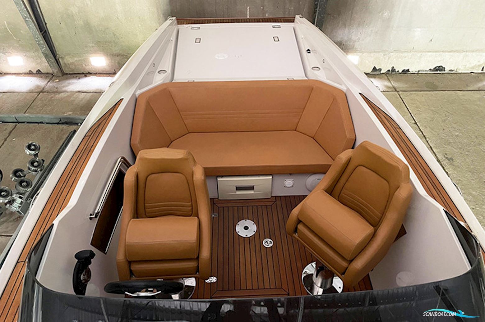 Frauscher Fantom 858