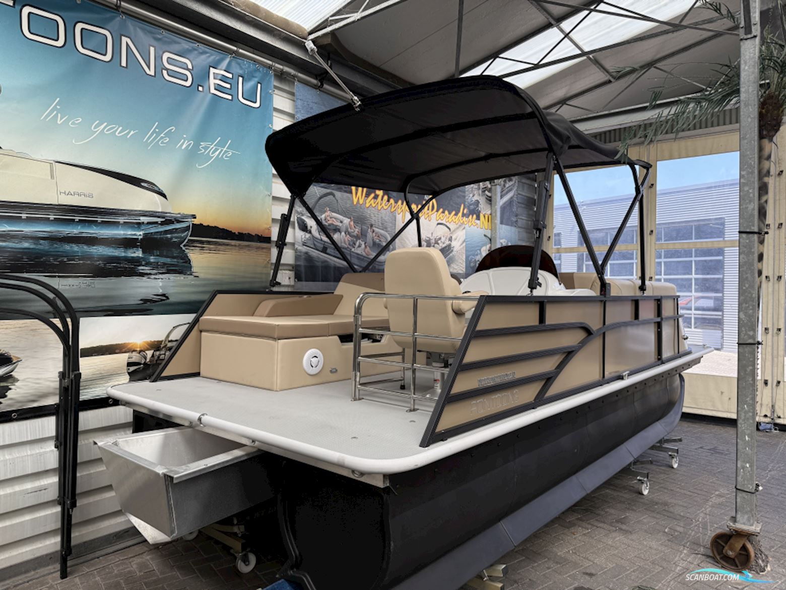 Funcruiser Pontoon 650 - NIEUW