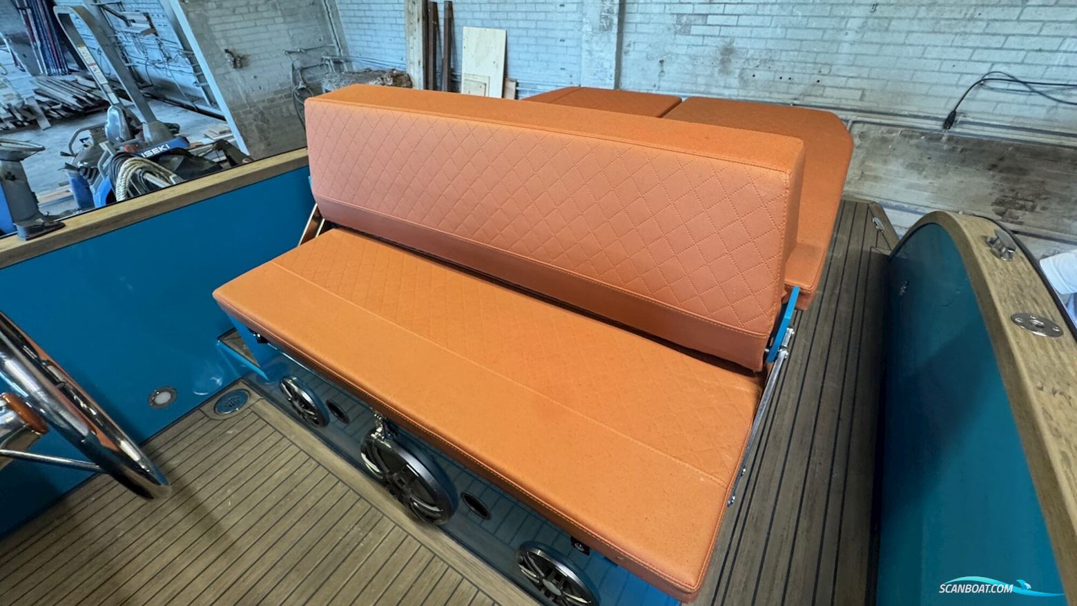 Futuro ZX-20L Tender