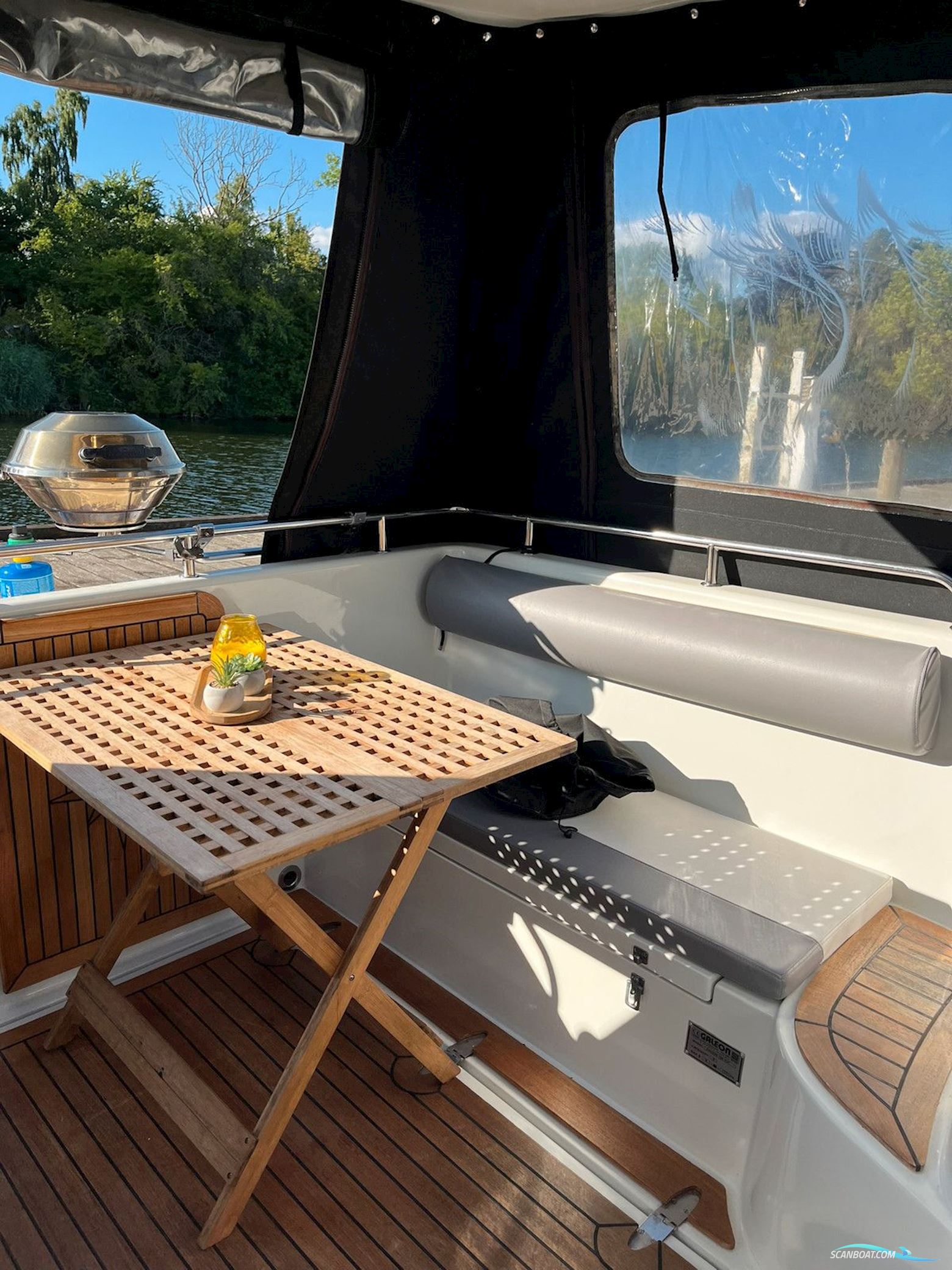 Galeon 280 Fly