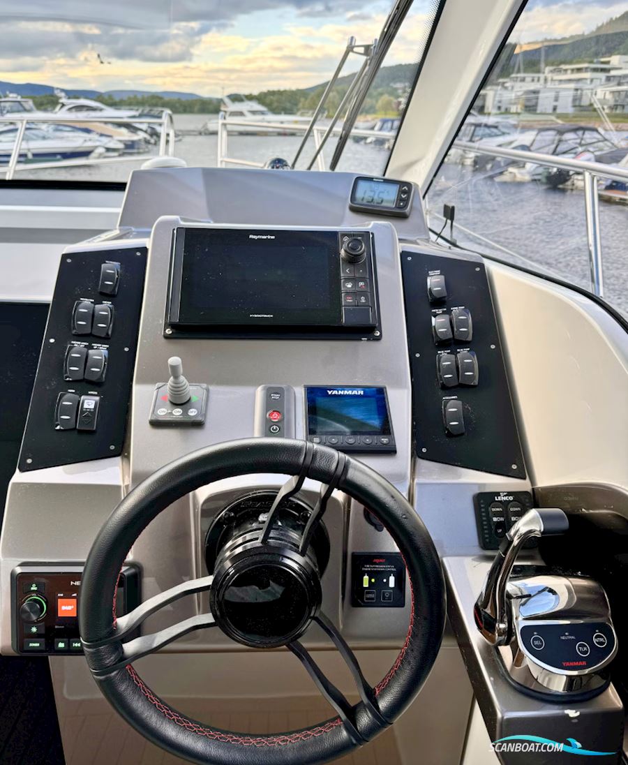 Galeon 305 Hts