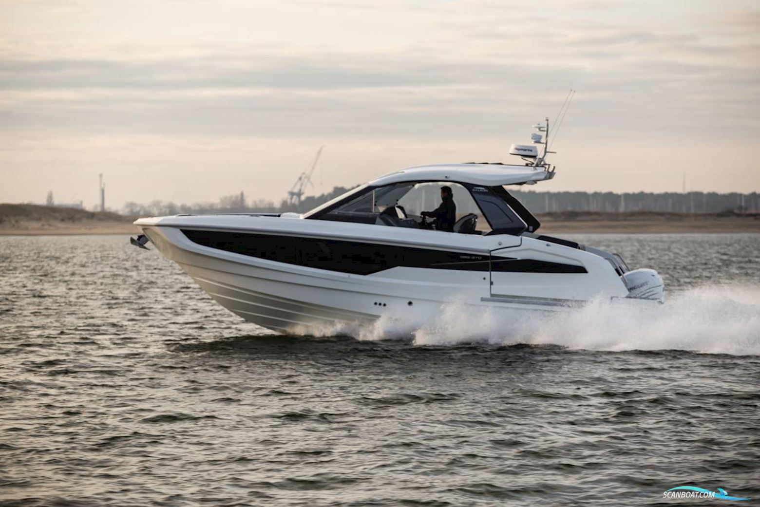 Galeon 325 GTO Motorbåt 2024, med 2 X 300 HK påhængsmotor motor, Danmark