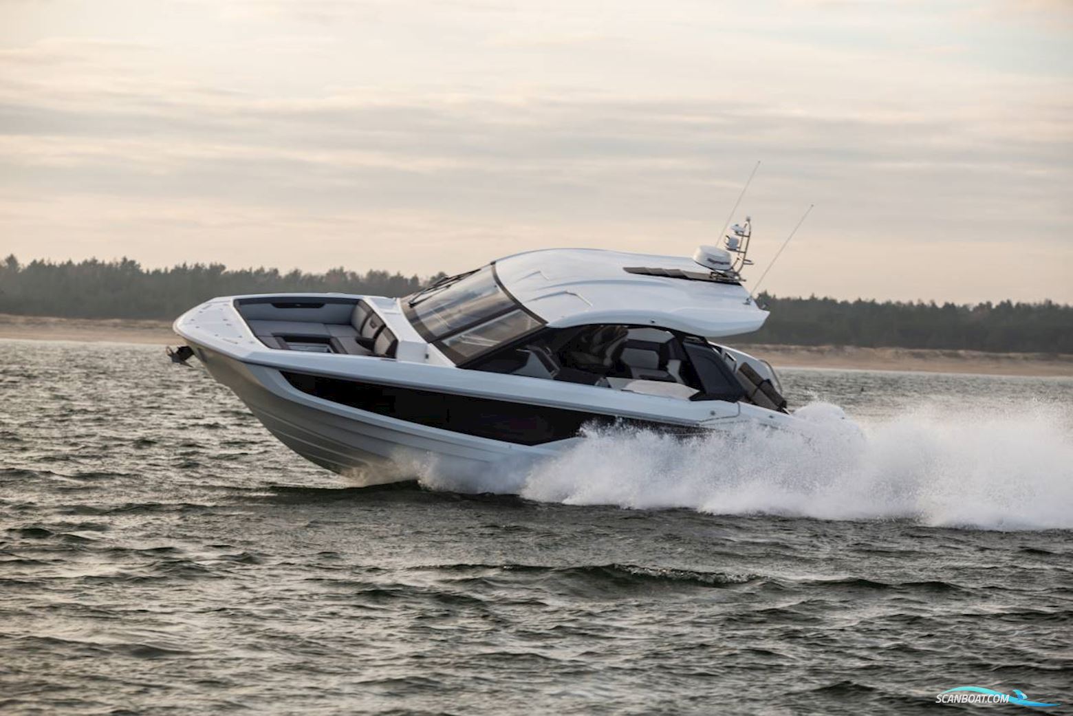 Galeon 325 GTO