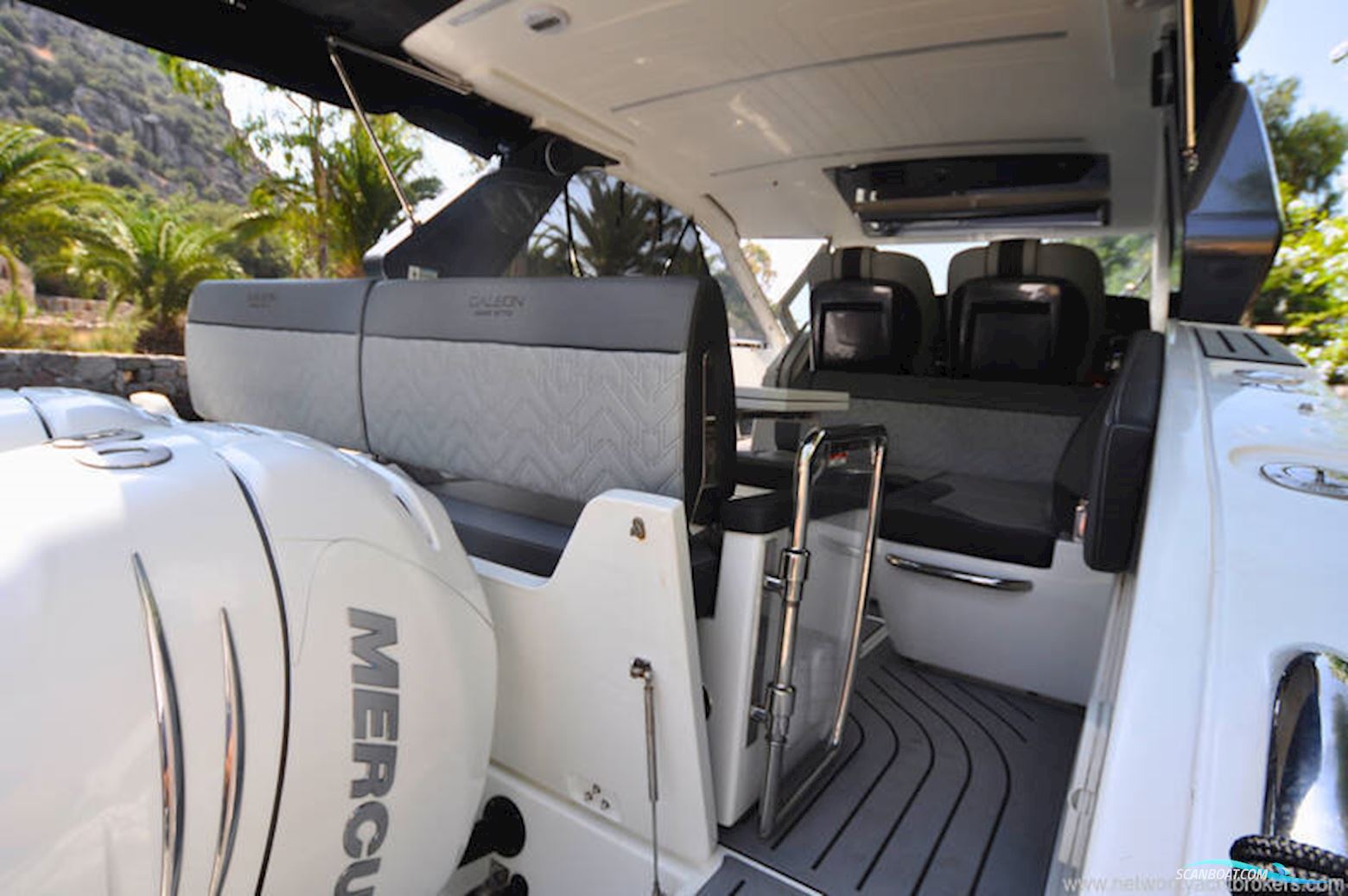 Galeon 325 Gto