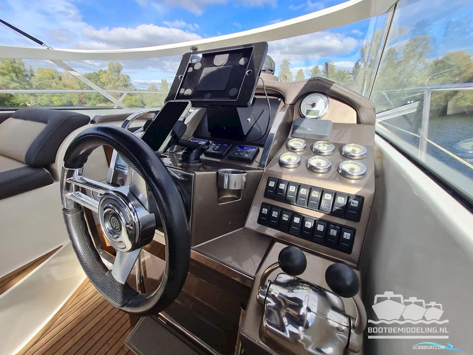 Galeon 325 Open