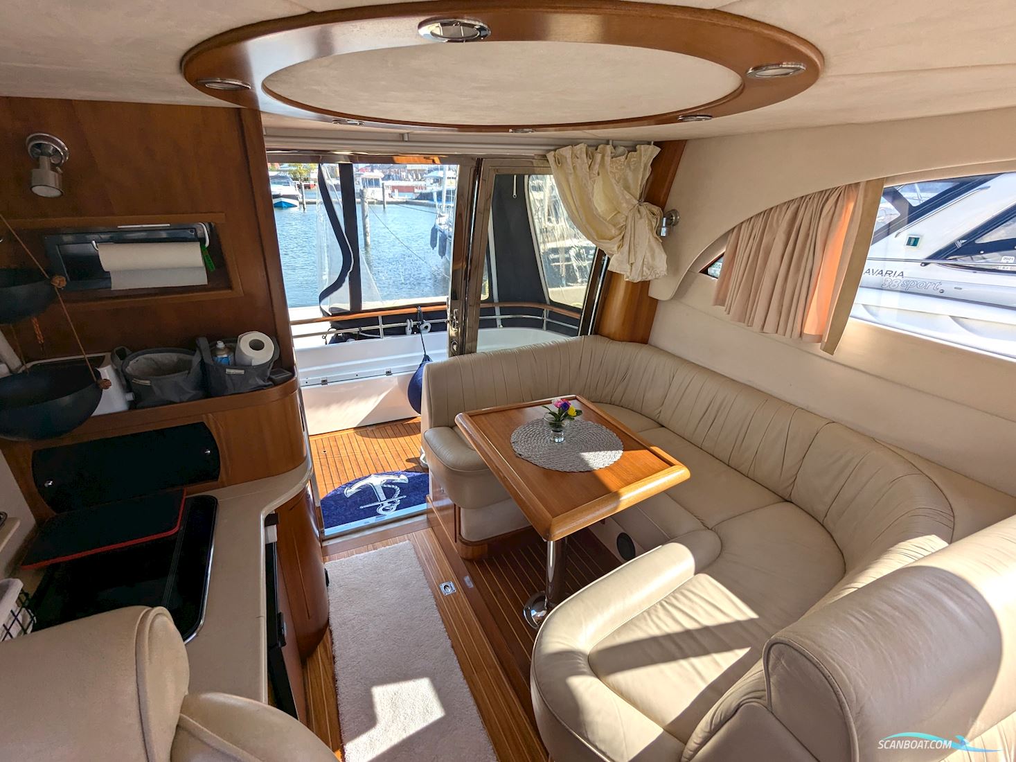 Galeon 330 Fly