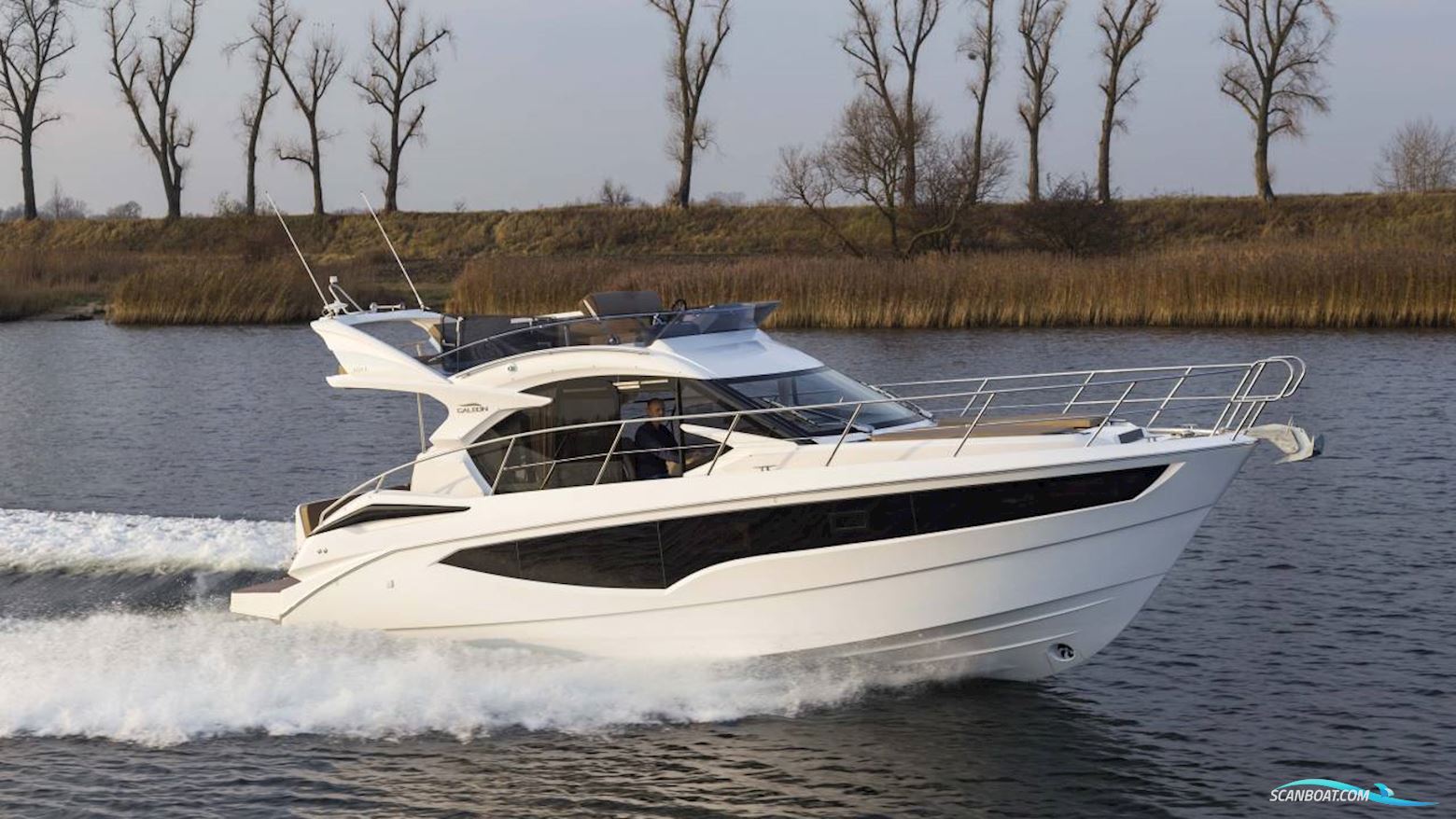 Galeon 360 Fly Motorbåt 2025, med 2 x Mercury Mercruiser 4.5 Mpi Dts motor, Danmark