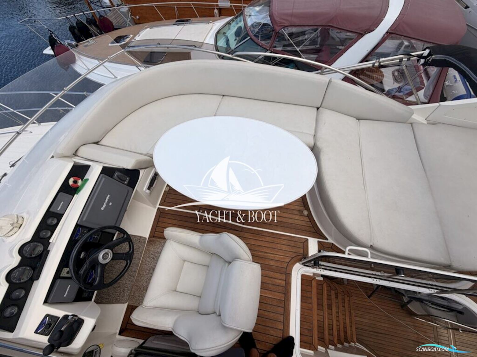 Galeon 390 Fly