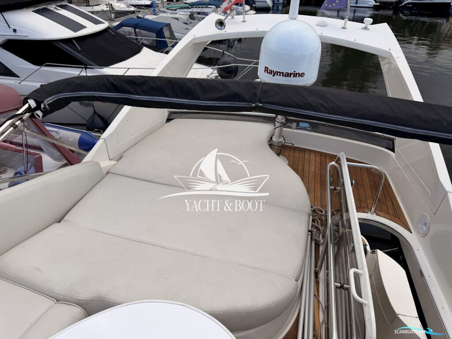 Galeon 390 Fly