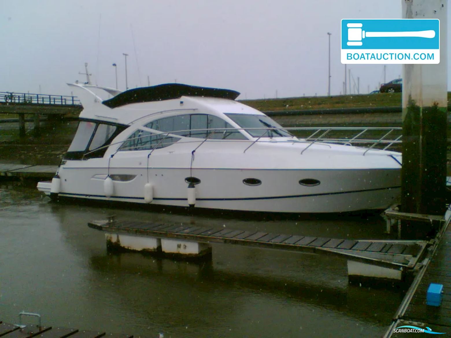 Galeon 390 FLY